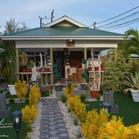 פראסלין Leo'S Petit Villa Annex מראה חיצוני תמונה